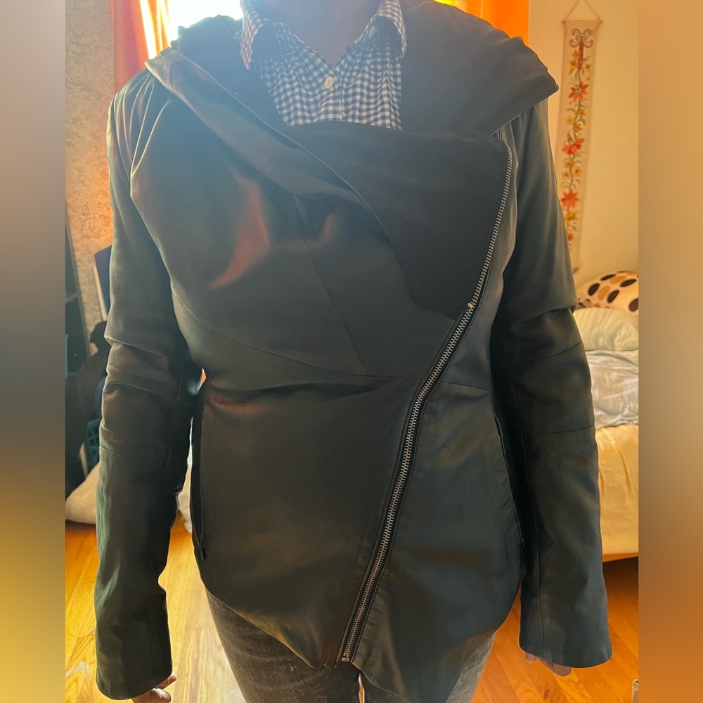 LEVINSON Leather Zip Up Blazer
